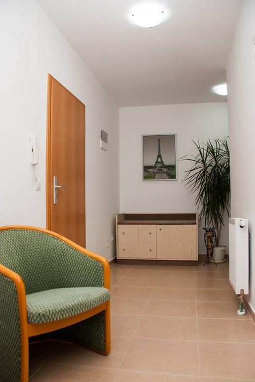 Jolly Apartment Brasov Room photo